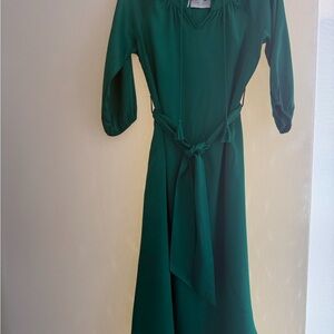 Elegant Green Women's Dress